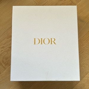 Dior shoe box